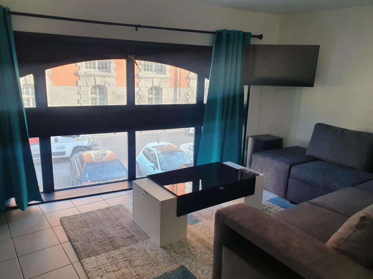 Firas Appartement Валенсиен Екстериор снимка