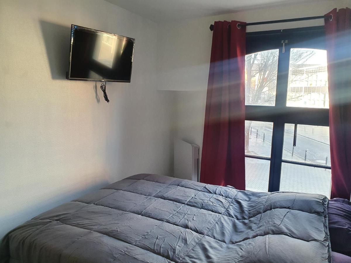 Firas Appartement Валенсиен Екстериор снимка